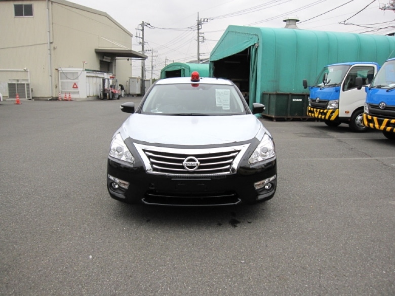 警察捜査車両