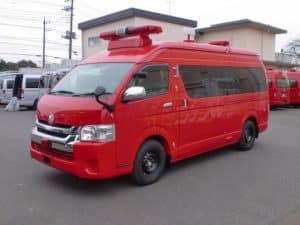 迅速な消火活動や現場初動を支える強固な構造と艤装を施した消防警防車両の製造実績詳細ページへ進む