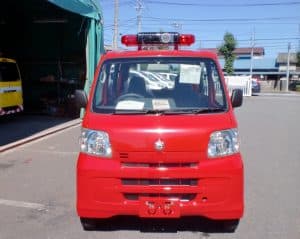 狭小道路への進入性と機動力を追求したオーダーメイド架装による軽消防車両の製造実績詳細へ進む