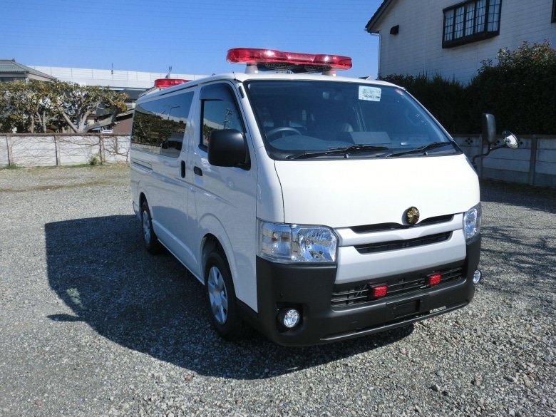 警察車両