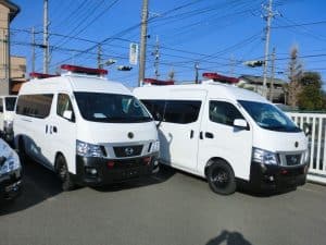 人員搬送や現場指揮に対応するワンボックスベースの警察特殊車両における製造実績詳細ページへ進む
