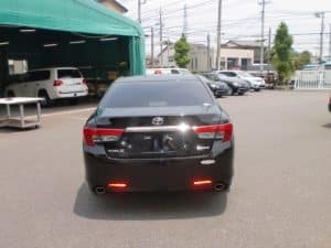 警察捜査車両