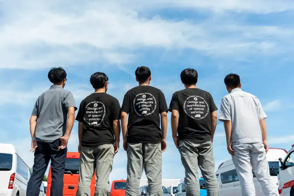 社員の健康と安全を最優先に考えた設備や清潔な工場環境でチーム一丸となって働く株式会社クラタ